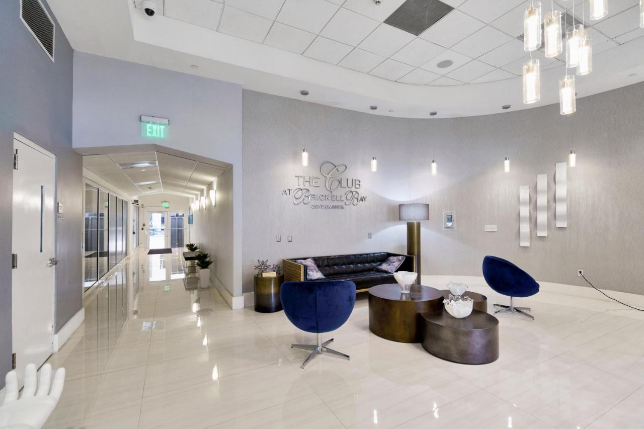 The Club At Brickell Bay Luxury Suites Маями Екстериор снимка