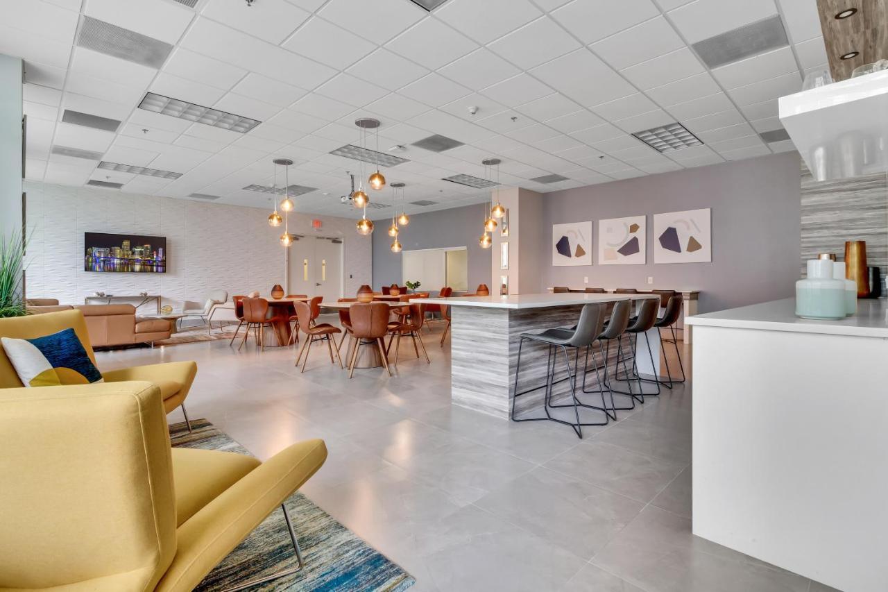 The Club At Brickell Bay Luxury Suites Маями Екстериор снимка