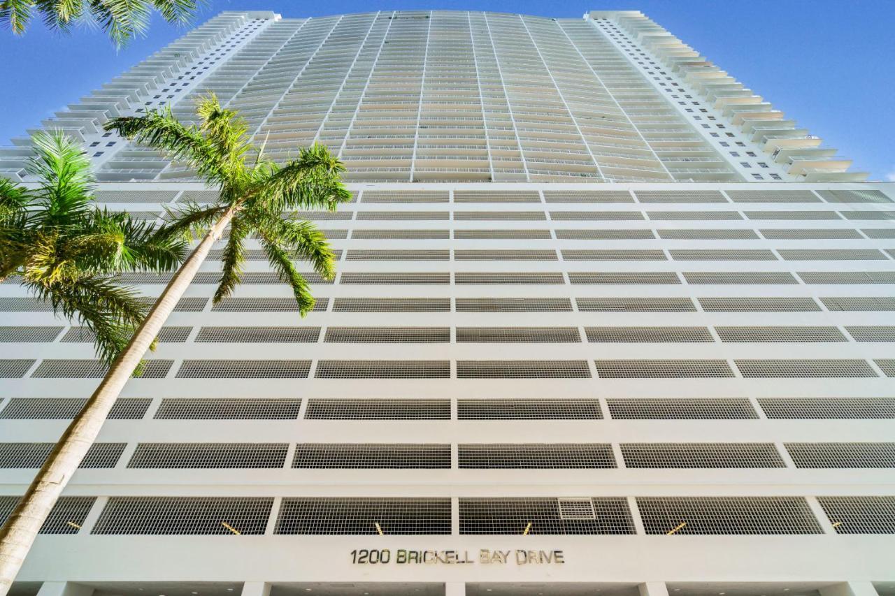 The Club At Brickell Bay Luxury Suites Маями Екстериор снимка