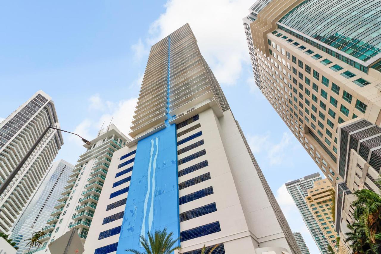 The Club At Brickell Bay Luxury Suites Маями Екстериор снимка