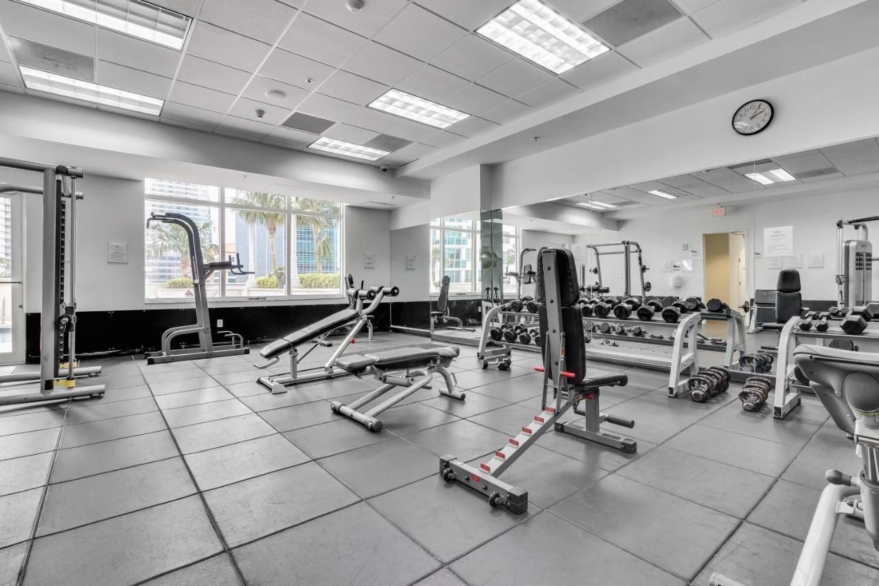 The Club At Brickell Bay Luxury Suites Маями Екстериор снимка