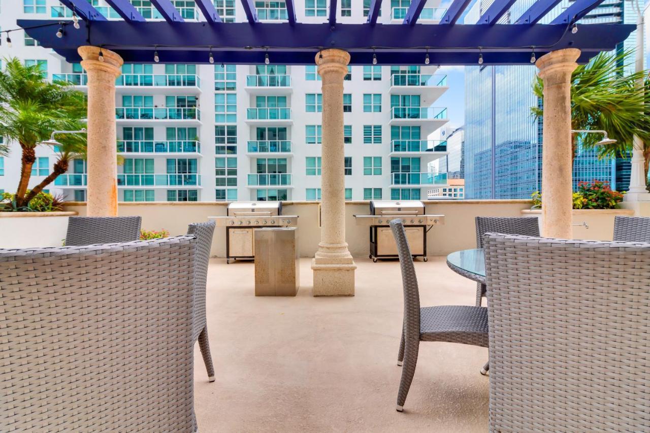 The Club At Brickell Bay Luxury Suites Маями Екстериор снимка